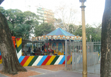 Calesita – Plaza Flores Calesita – Plaza Flores